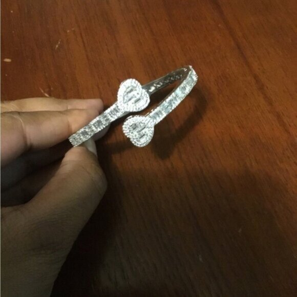 Iced Out Bling Opened Heart Zircon Charm  Silver Rhinestone Bracelet - Picture 10 of 10